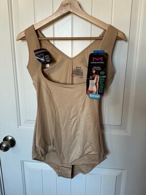 NWT Maiden Form Open Bust Ultra-Firm Body Shapewear XL Beige